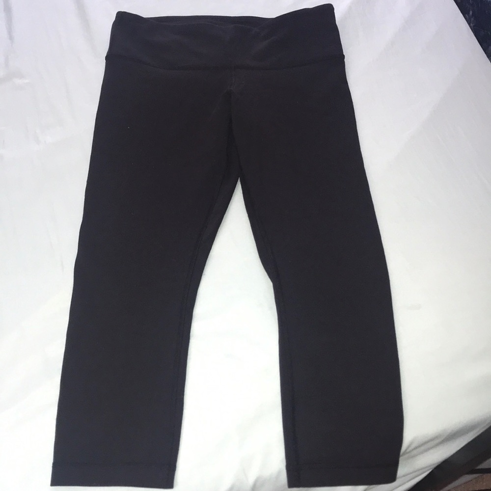 Lululemon wunder under crop